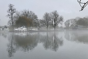 Fog on the Thames