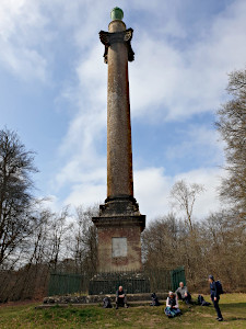 Ailesbury Column
